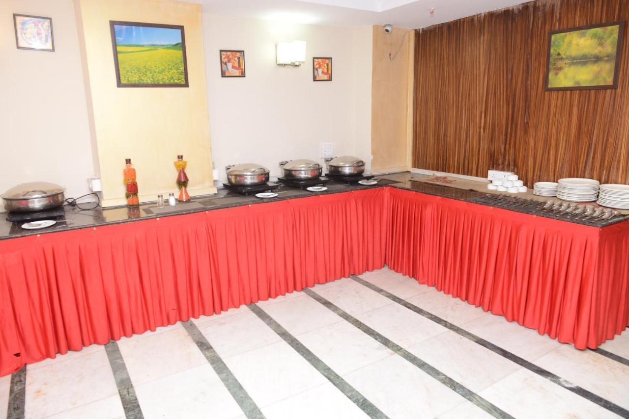 Hotel Balsons Continental New Delhi