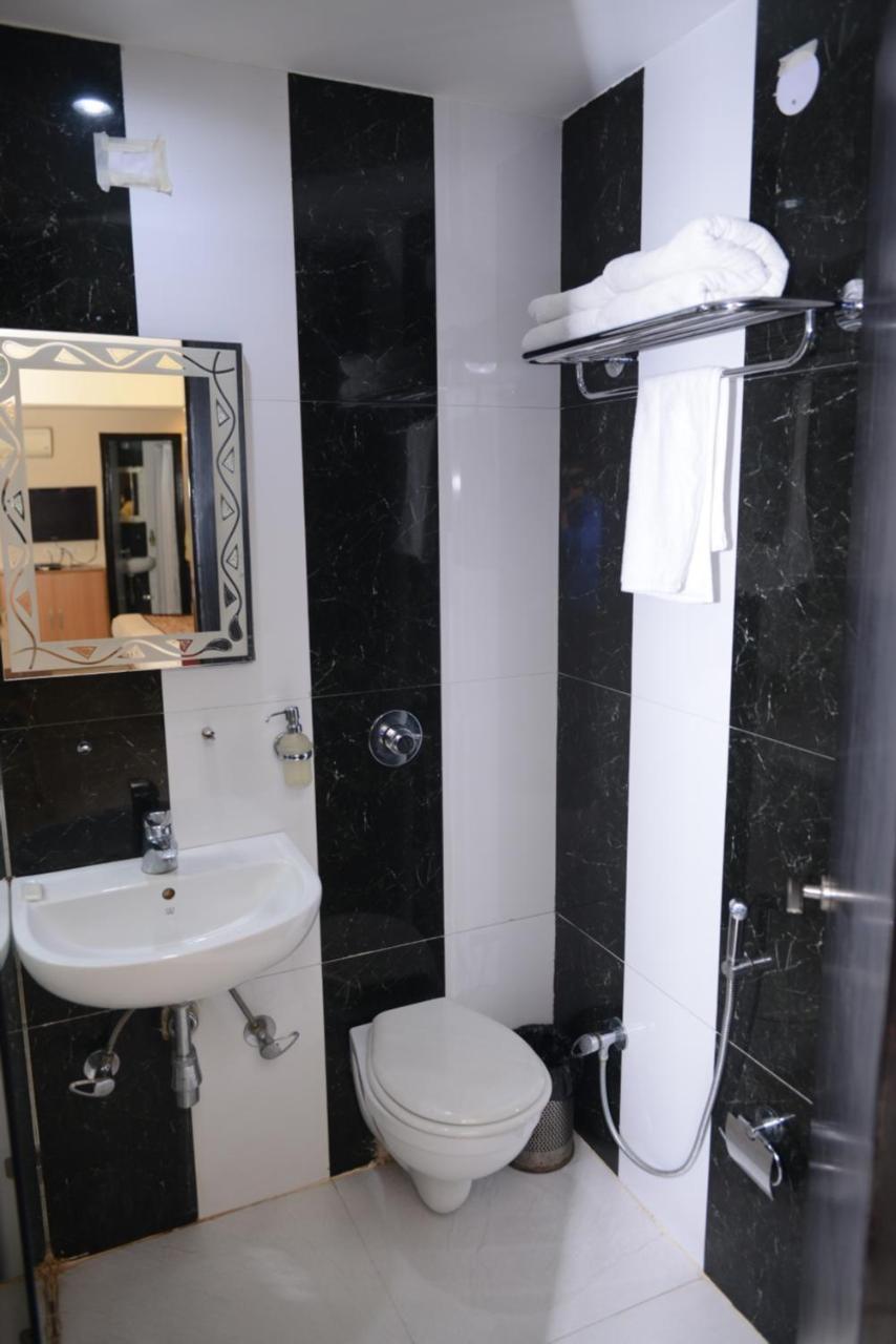Balsons Continental Hotel