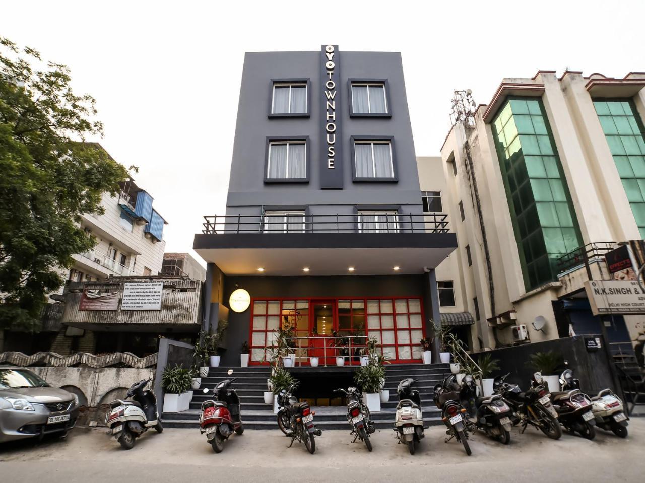 Hotel Oyo Townhouse 80 Meera Bagh