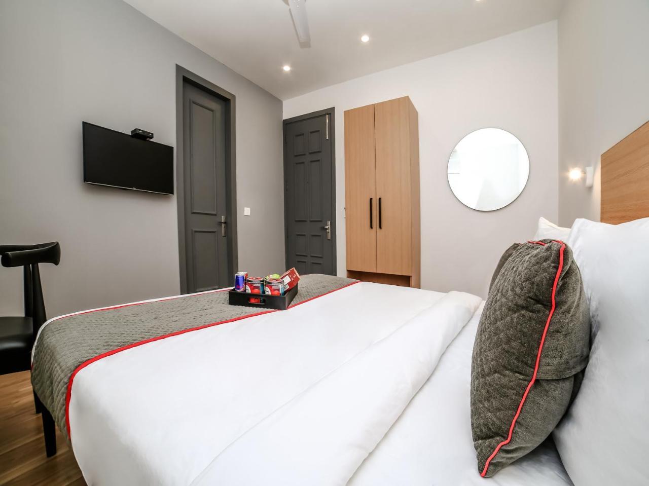 Oyo Townhouse 80 Meera Bagh Hotel