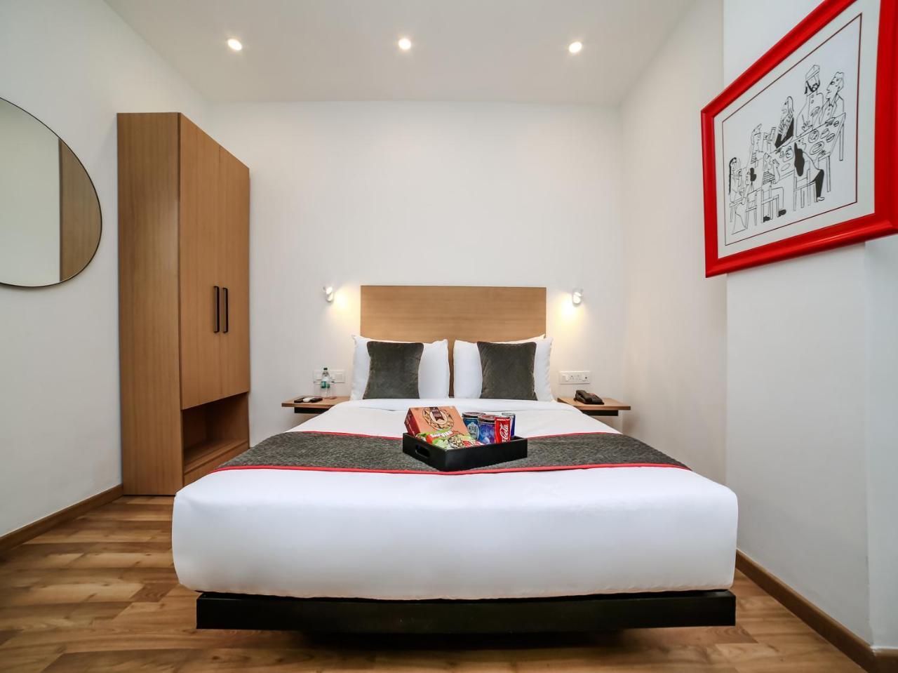 Hotel Oyo Townhouse 80 Meera Bagh Delhi (National Capital Territory of India)