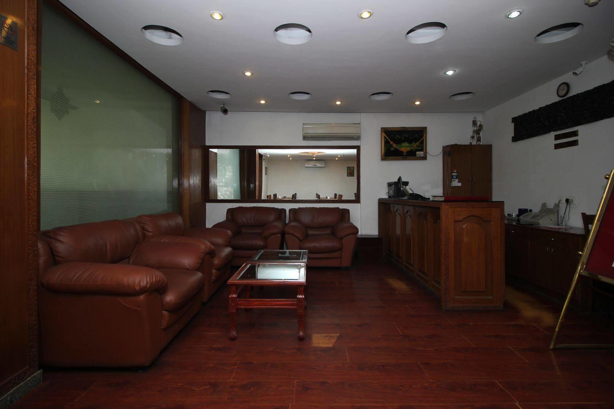 Oyo 367 Forest Hotel 3*
