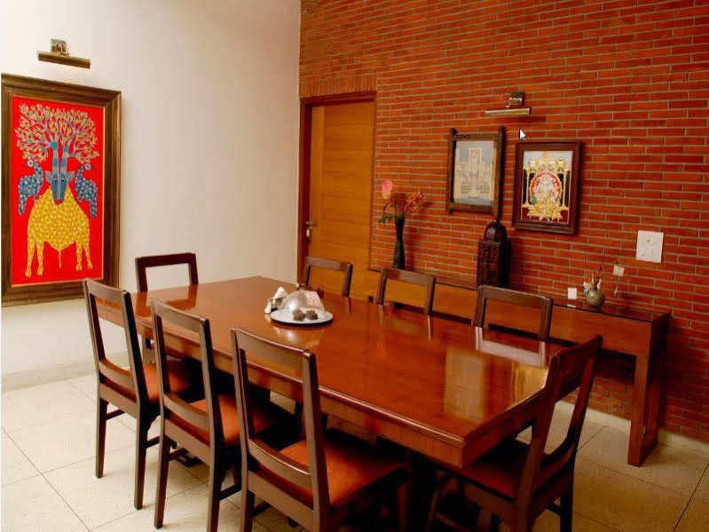 Acomodação com café da manhã  Thikana Delhi