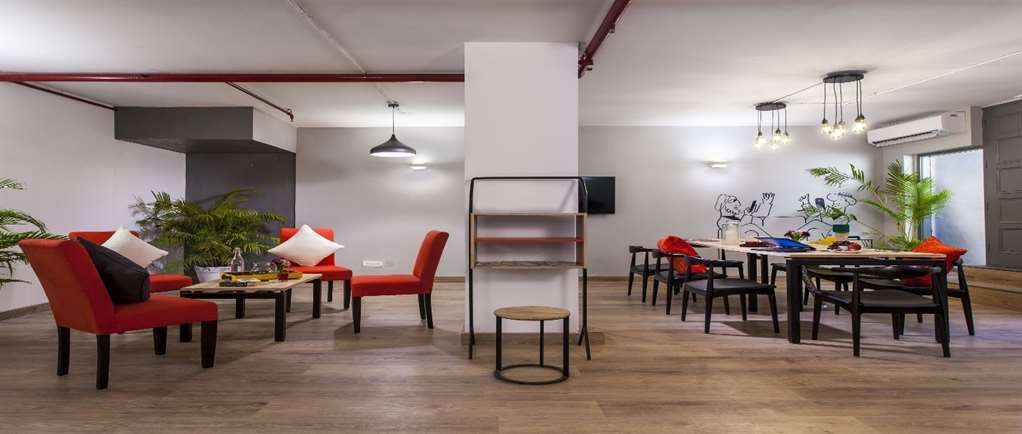 Oyo Townhouse 002 Park 2*