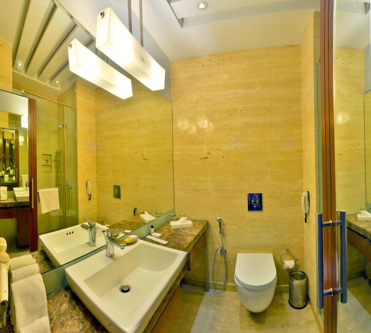 Hotel Orana & 4*