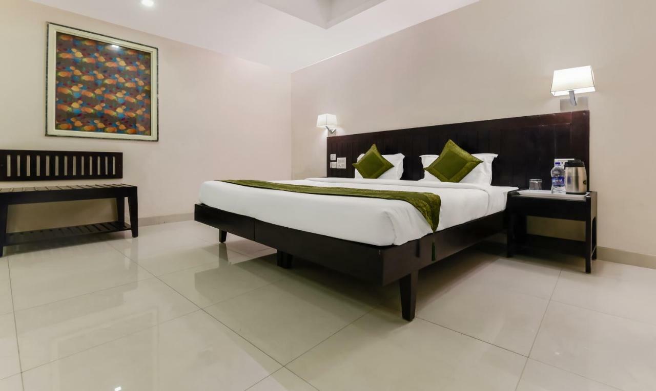 Treebo Trend Trinity Residency New Delhi