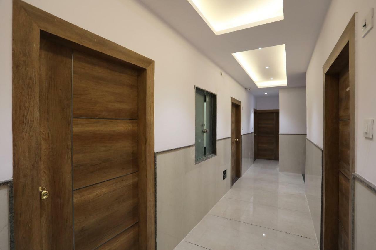 Hotel Airport Ivy With Free Airport Transfr New Delhi