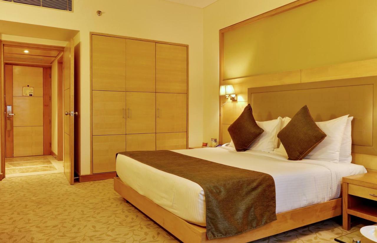 Hotel The Suryaa