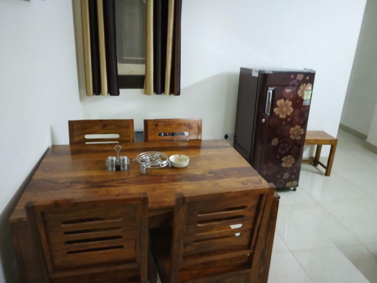 Homestay The Raveesh E24 - 2bhk Serviced New Delhi