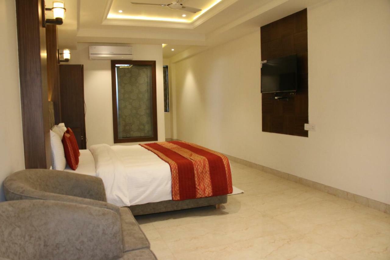 Lavanya Hotel- Near Alipur, Delhi Narela