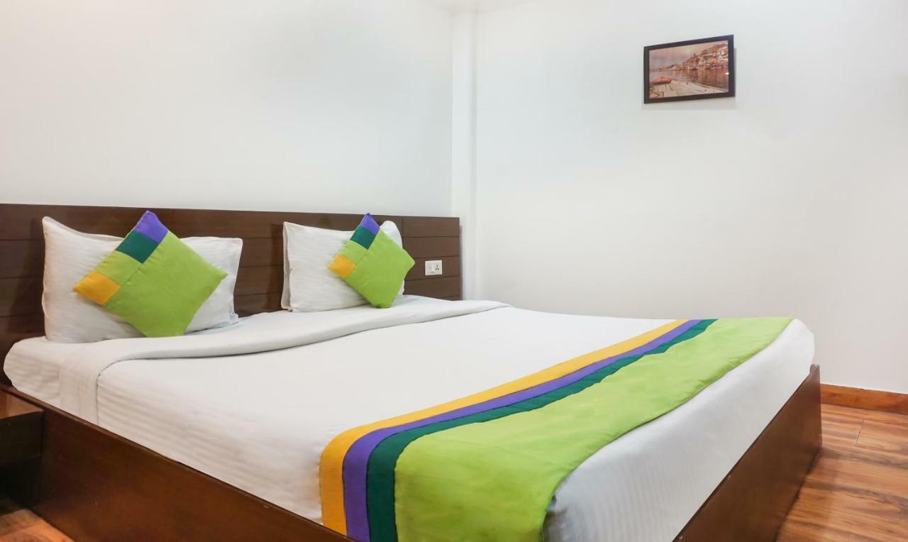The Pearl- A Royal Residency 3*