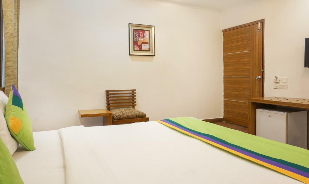 The Pearl- A Royal Residency Hotel New Delhi
