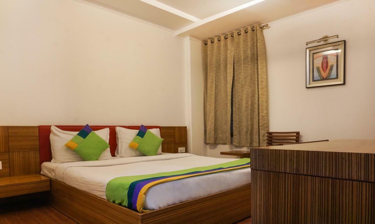 The Pearl- A Royal Residency 3*