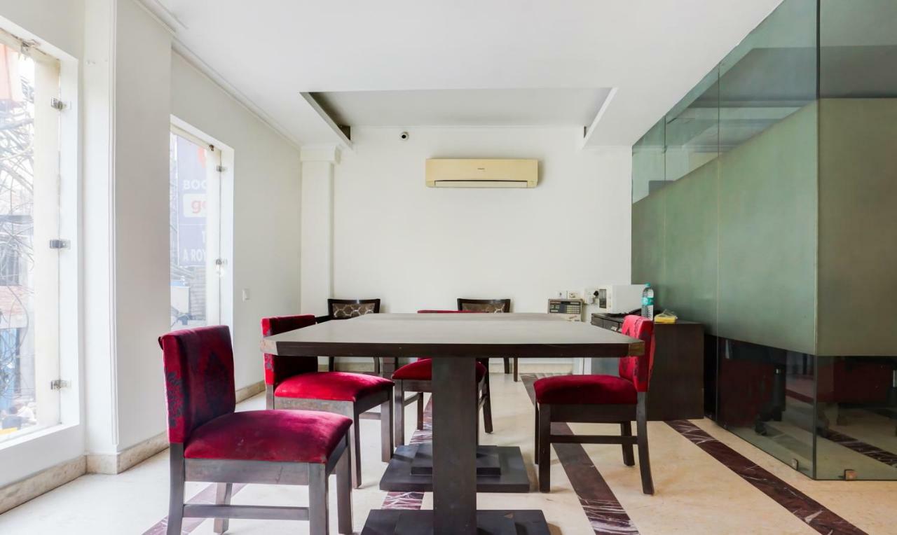 Hotel The Pearl- A Royal Residency 3*