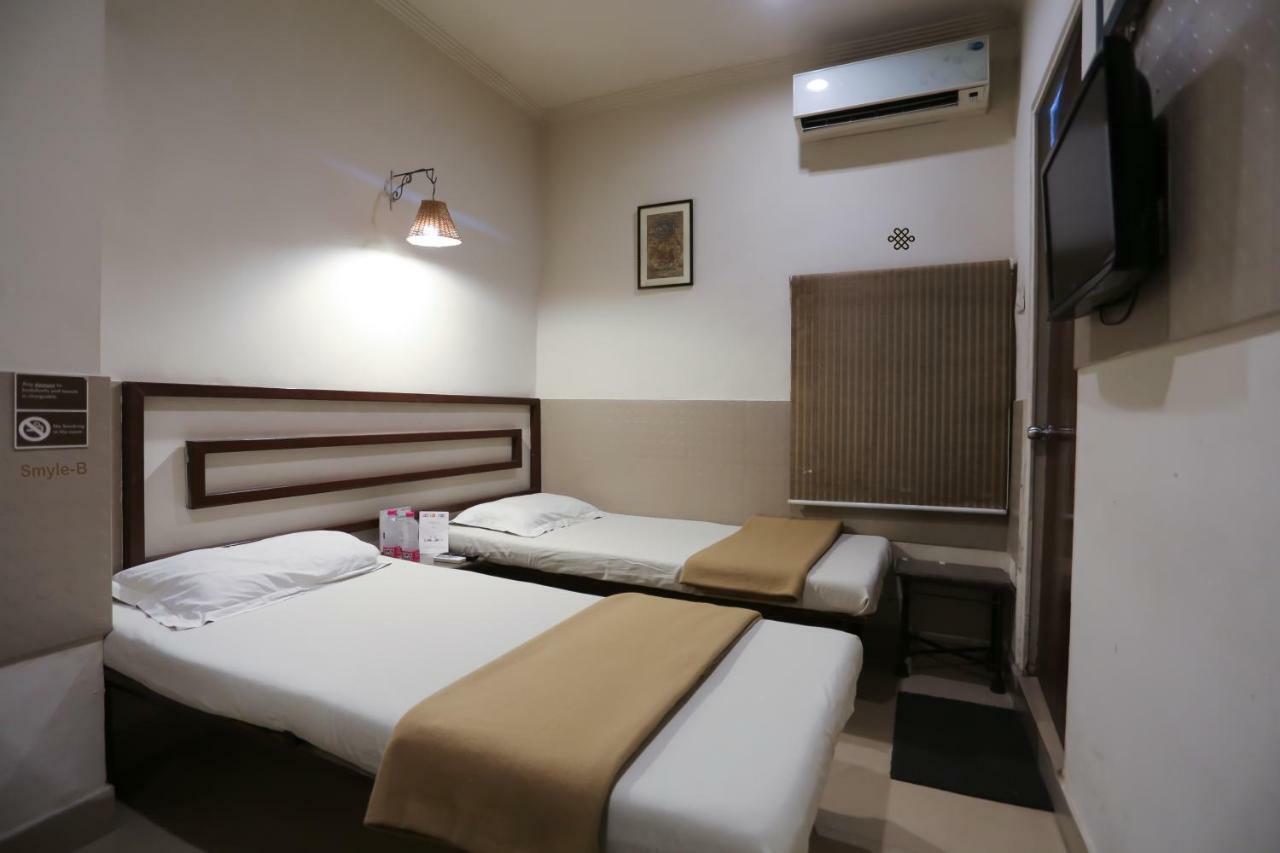 Smyle - Value Near Station Hotel 3*