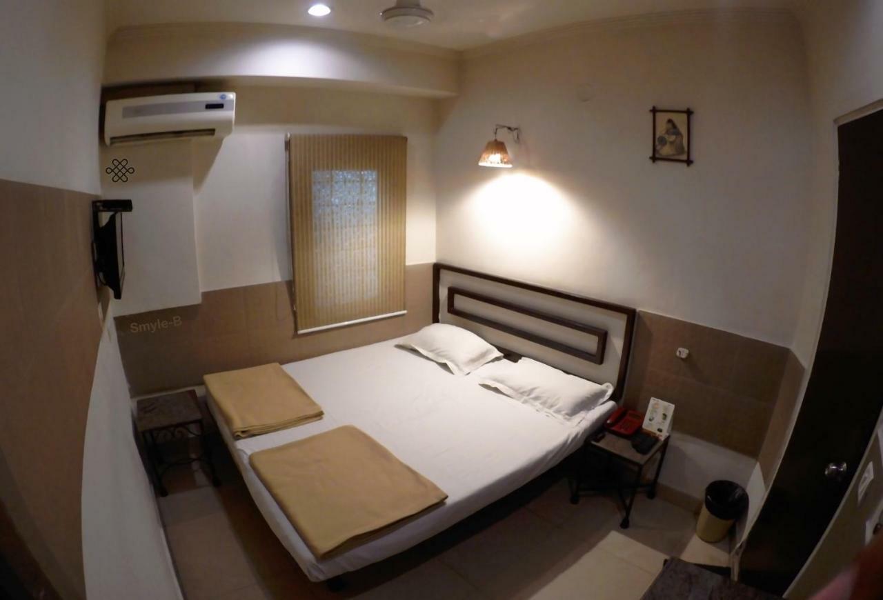 Smyle - Value Near Station 3* New Delhi