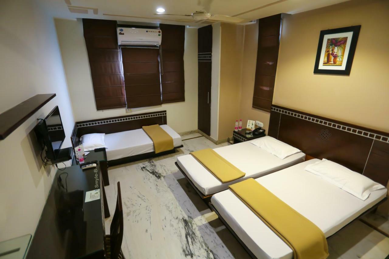 Smyle - Value Near Station Hotel 3*