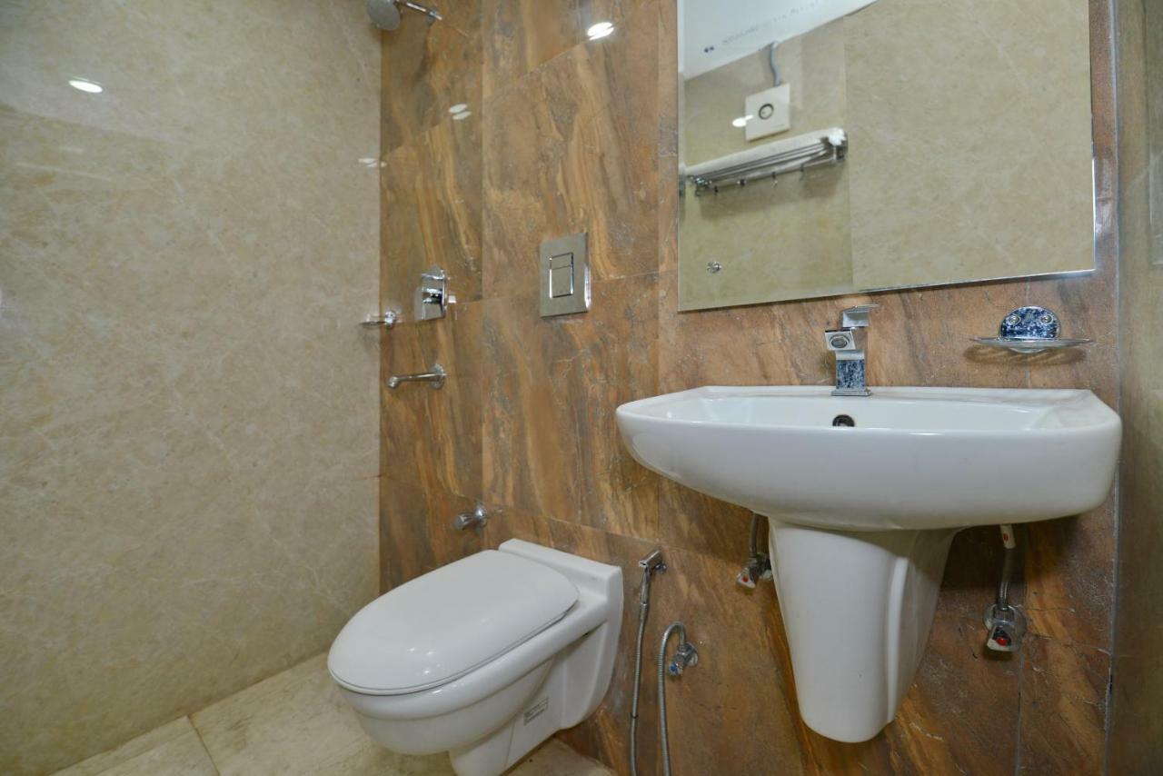 Kabeer New @ New Railway Station Hotel Delhi (National Capital Territory of India)