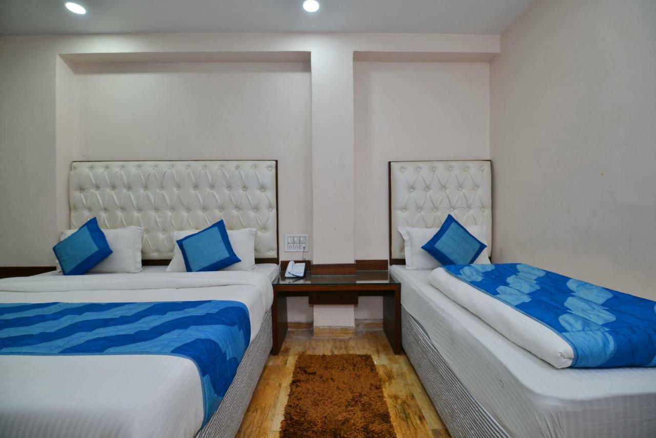 Kabeer New @ New Railway Station Hotel