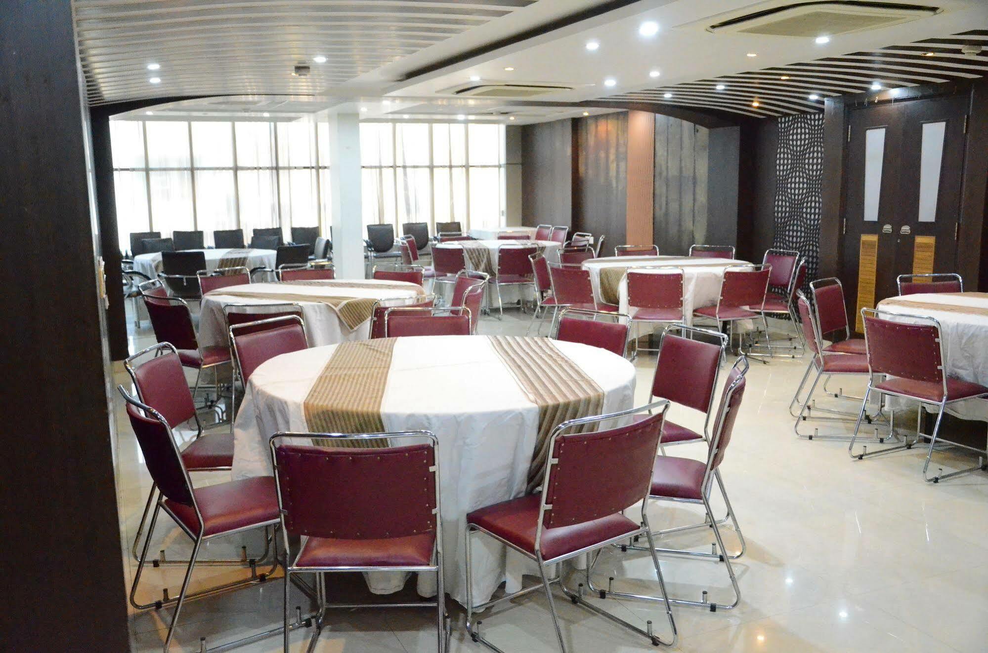 Airport Hotel Grand By Fantasia Hotel New Delhi