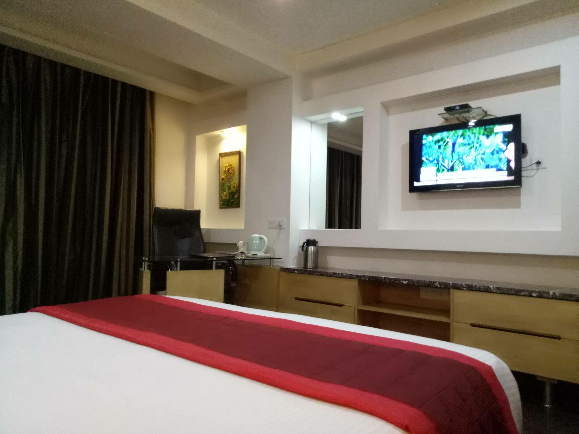 Airport Hotel Grand By Fantasia 4* New Delhi