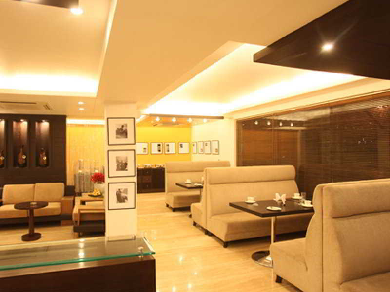Emblem New Friends Colony, 3* New Delhi