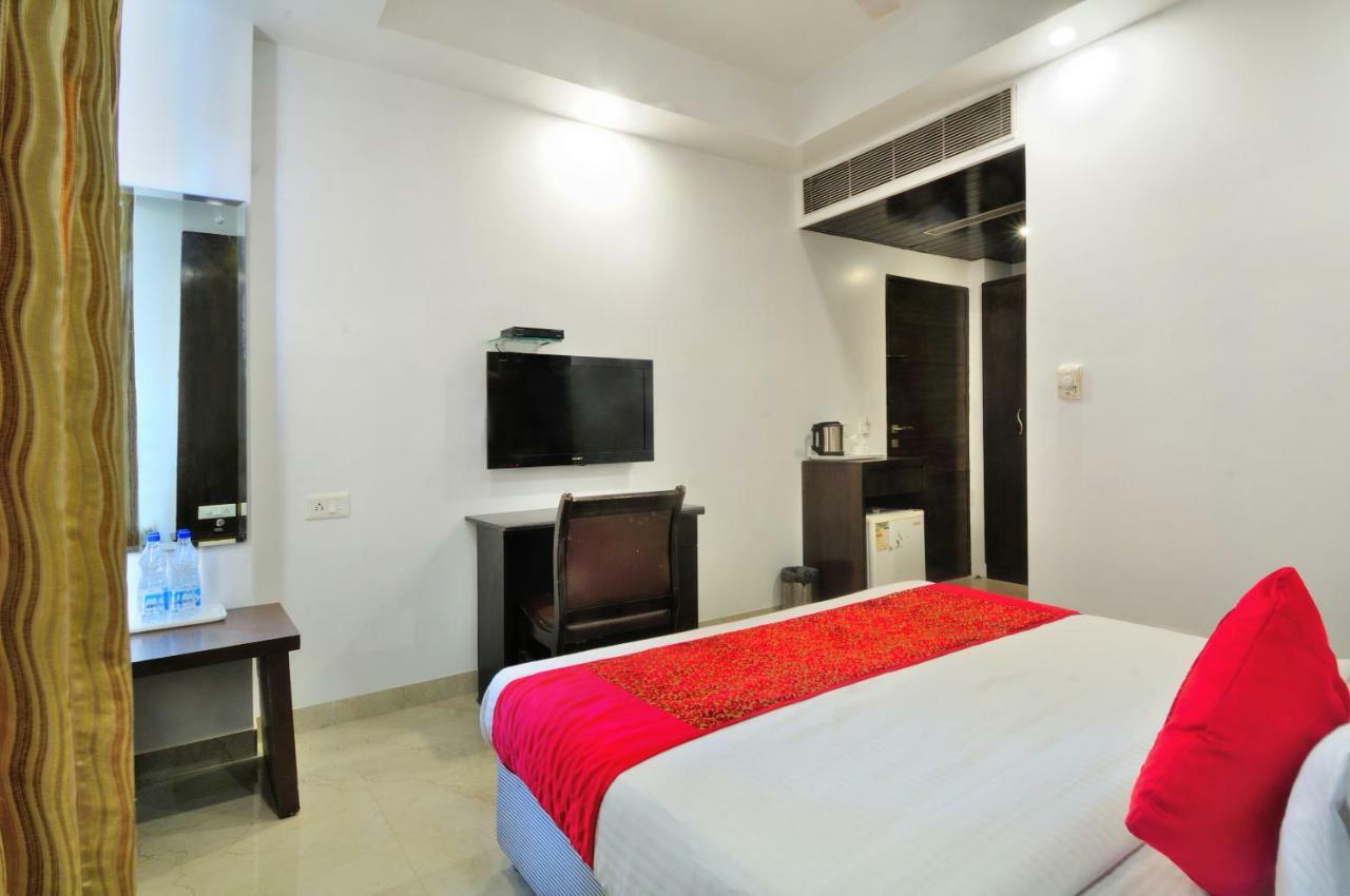 Hotel Benz International