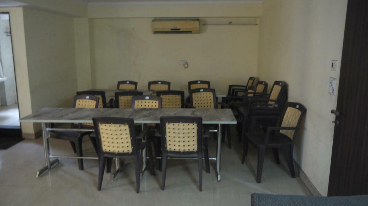 Hotel Durga Delux