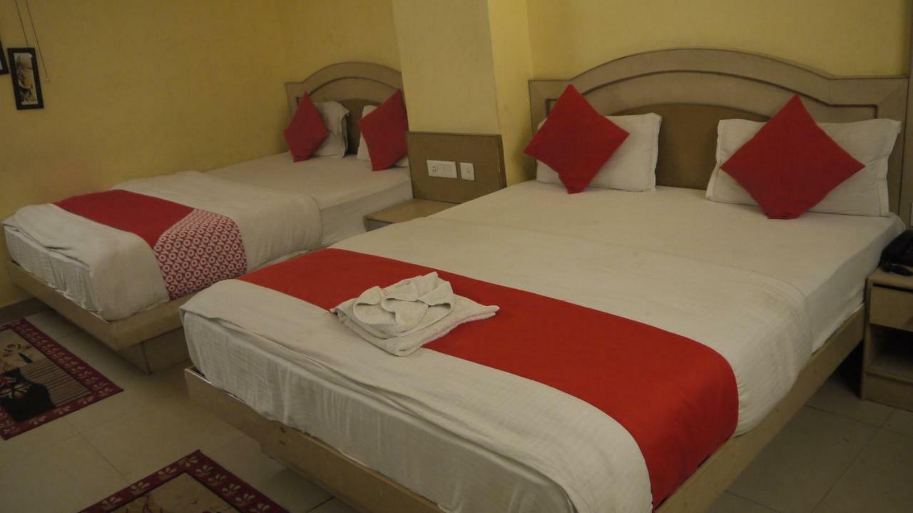 Hotel Durga Delux 3*