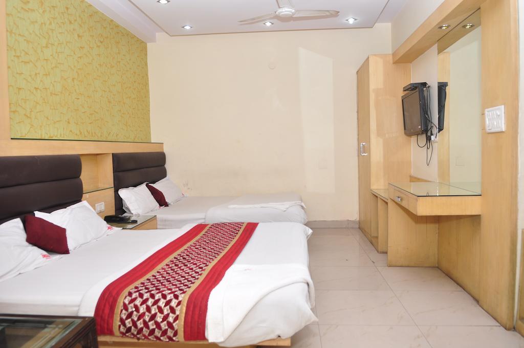 Hotel India Continental Hotel