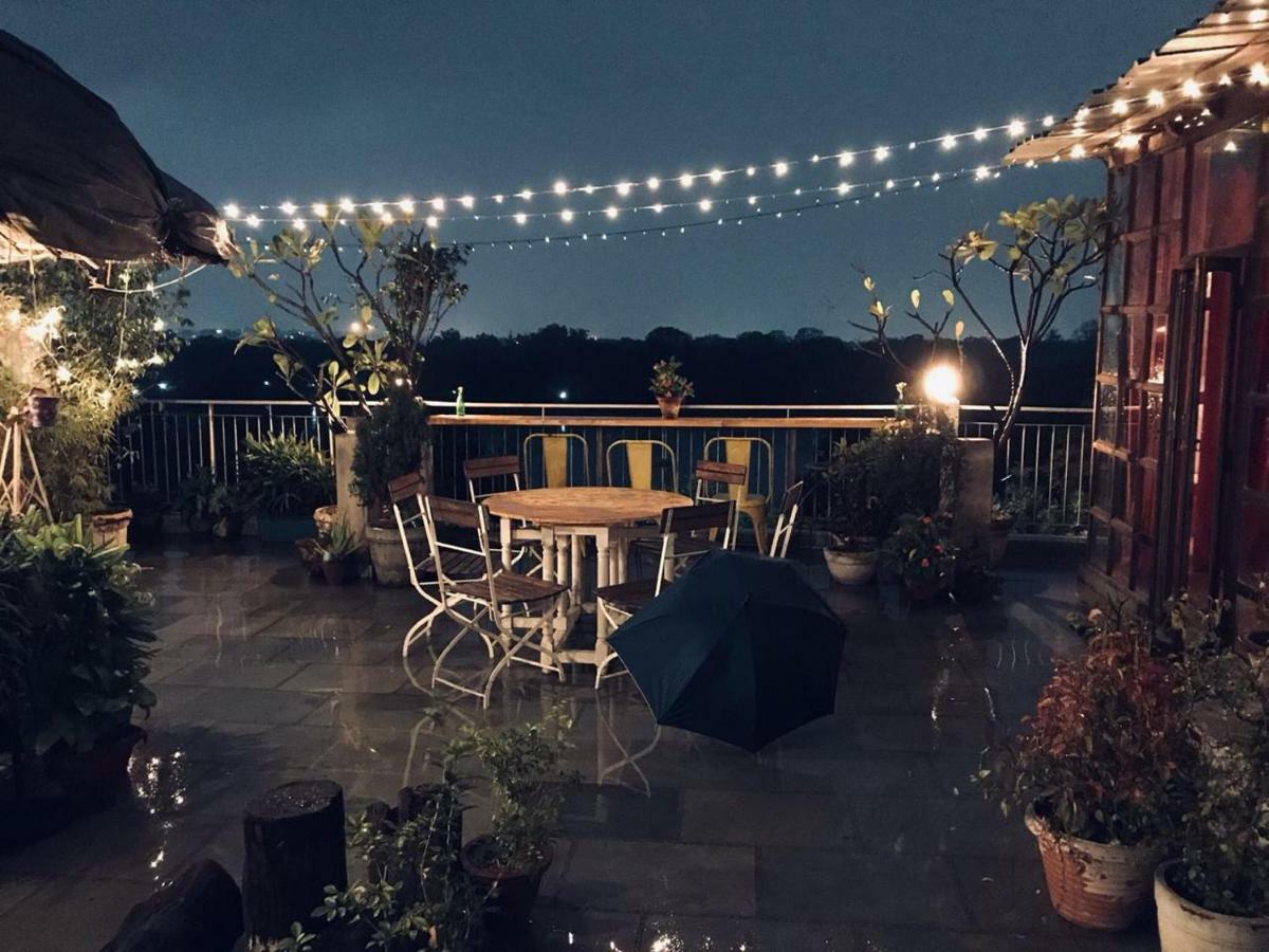 Hospedagem domiciliar The Lazy Patio Homestay Nova Deli