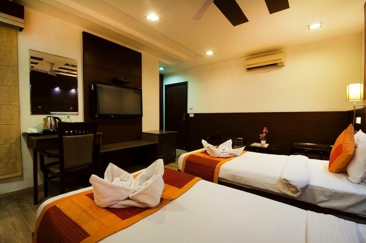Hotel Amaltas International - Delhi-16 Nova Deli