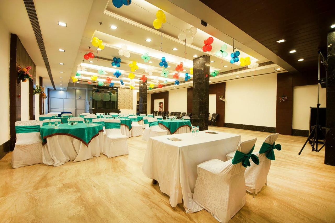 Amaltas International - Delhi-16 Hotel