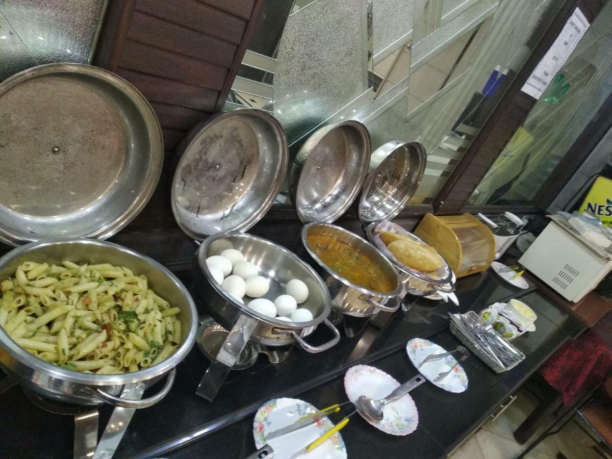 Bed & Breakfast Amar Inn- Lajpat Nagar Market New Delhi