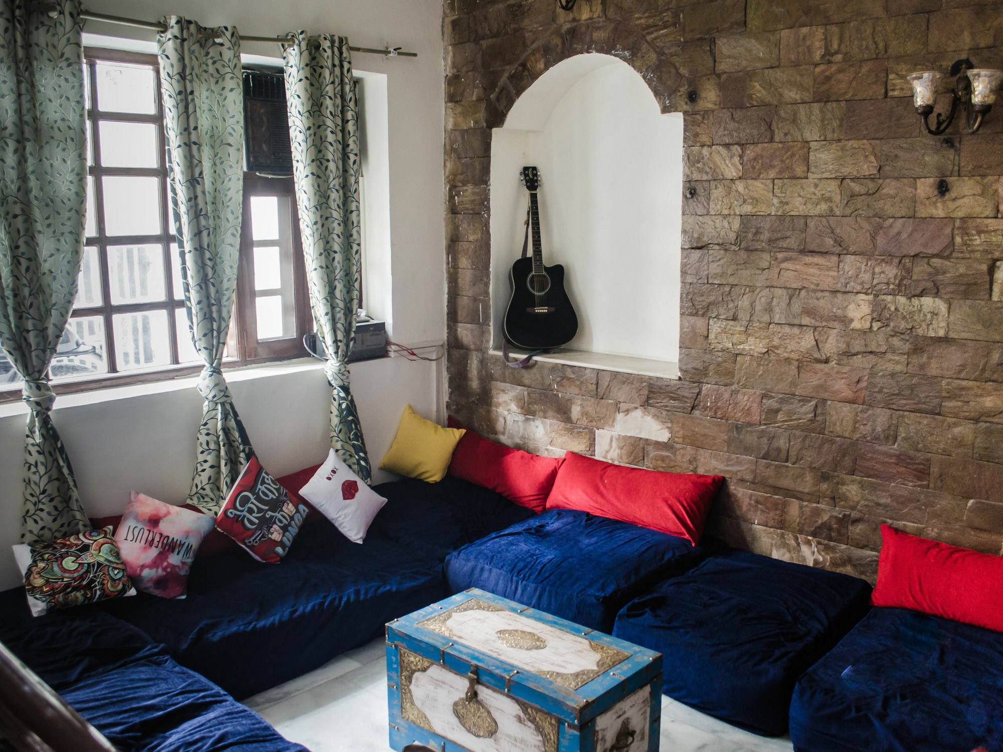 Boribista Hostel