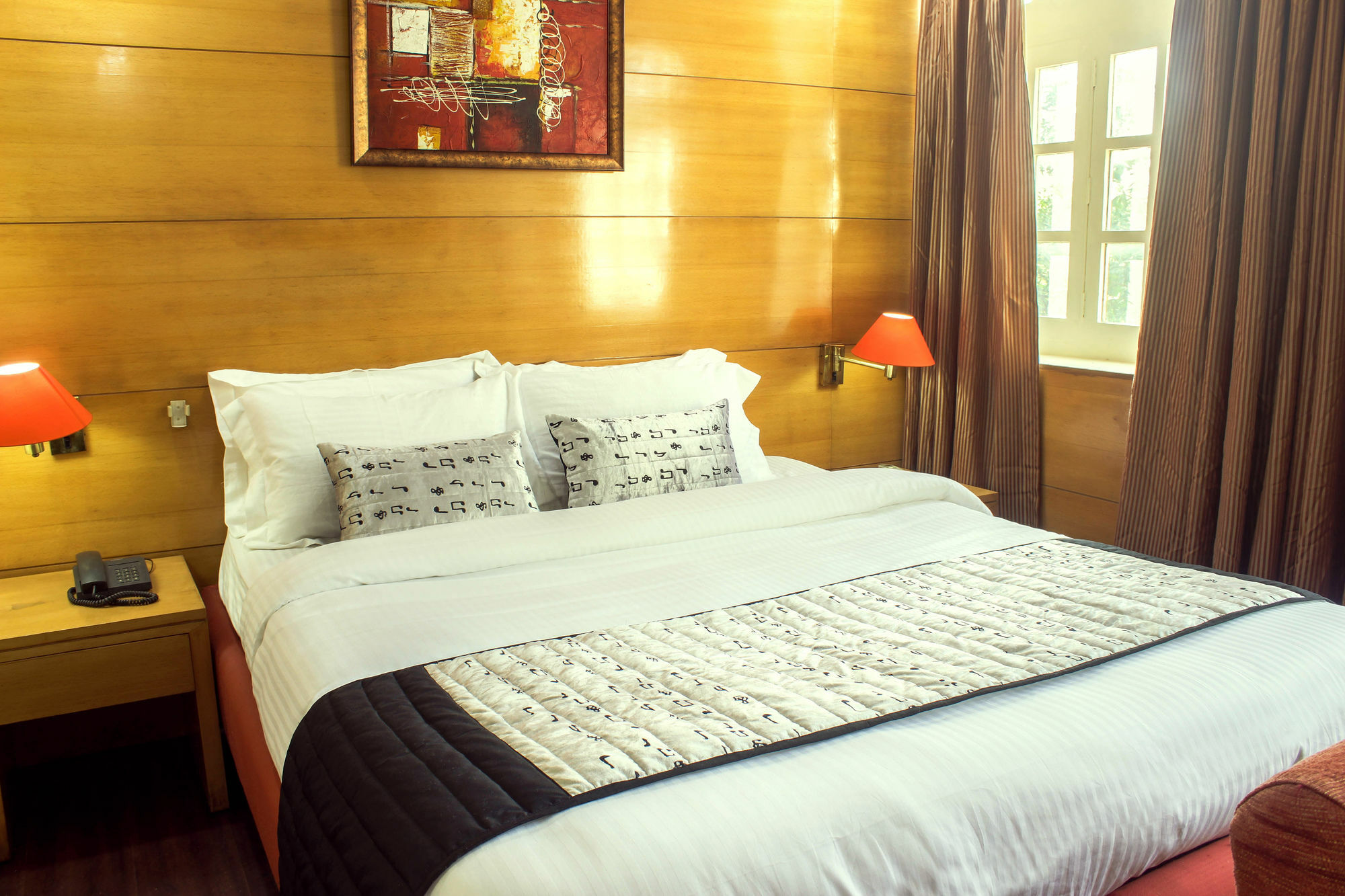 Fabhotel Daffodils Connaught Place