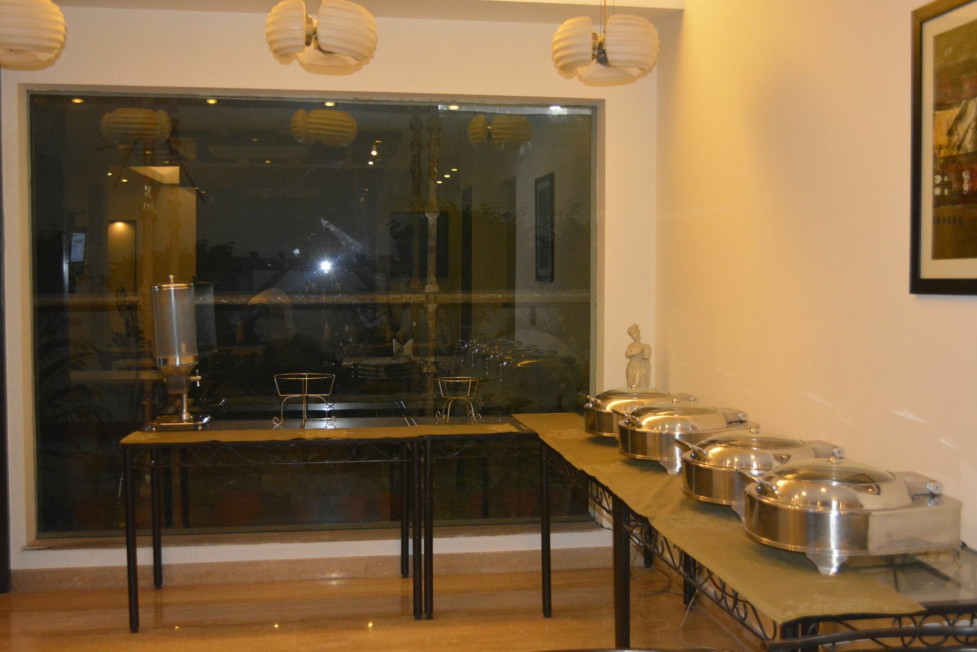 Mint Casa Hotel New Delhi