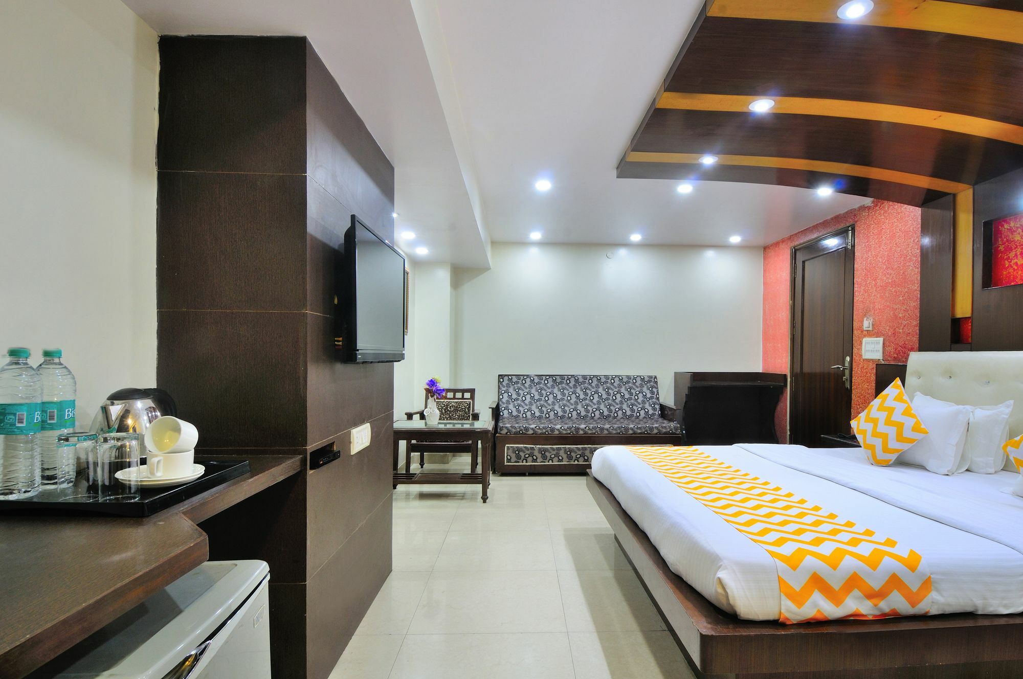Oyo 10848 Geeson New Delhi