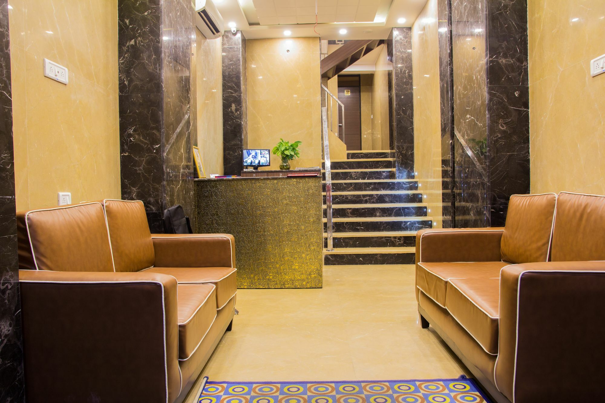Hotel Pawan Plaza Near Sir Ganga Ram Hospital