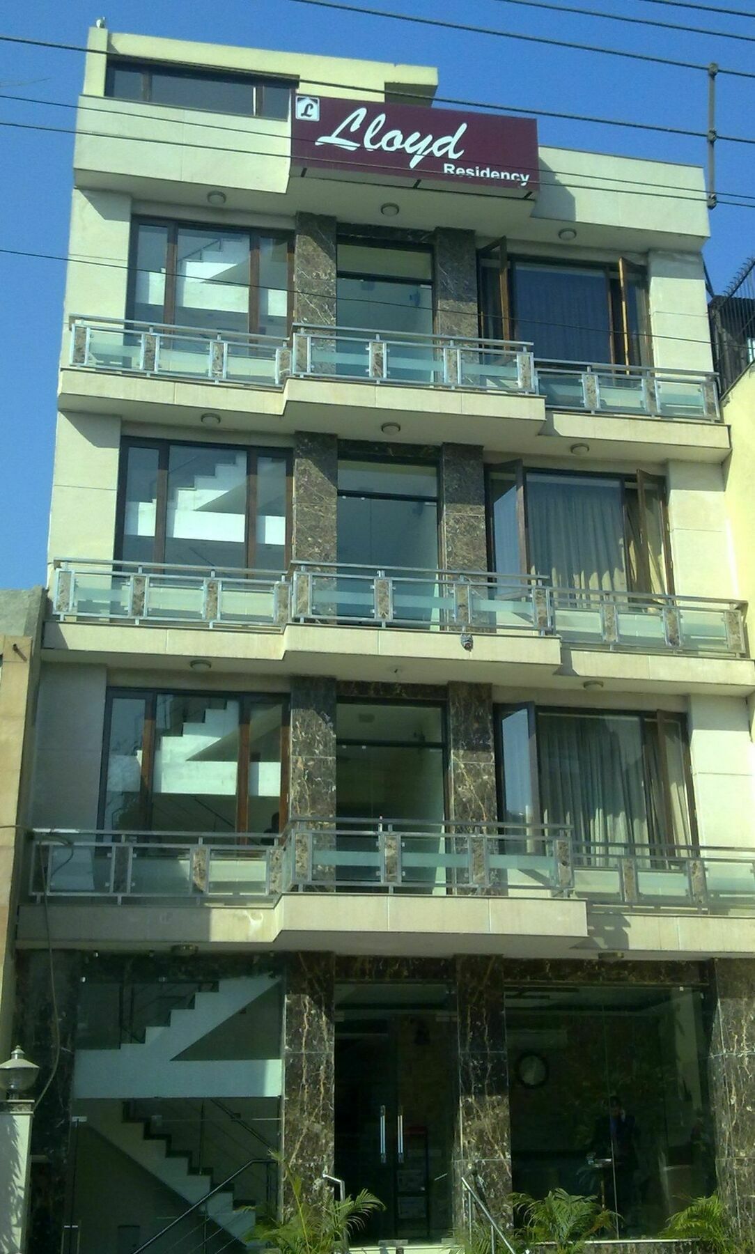 Fabexpress Llyod Residency Hotel 3*