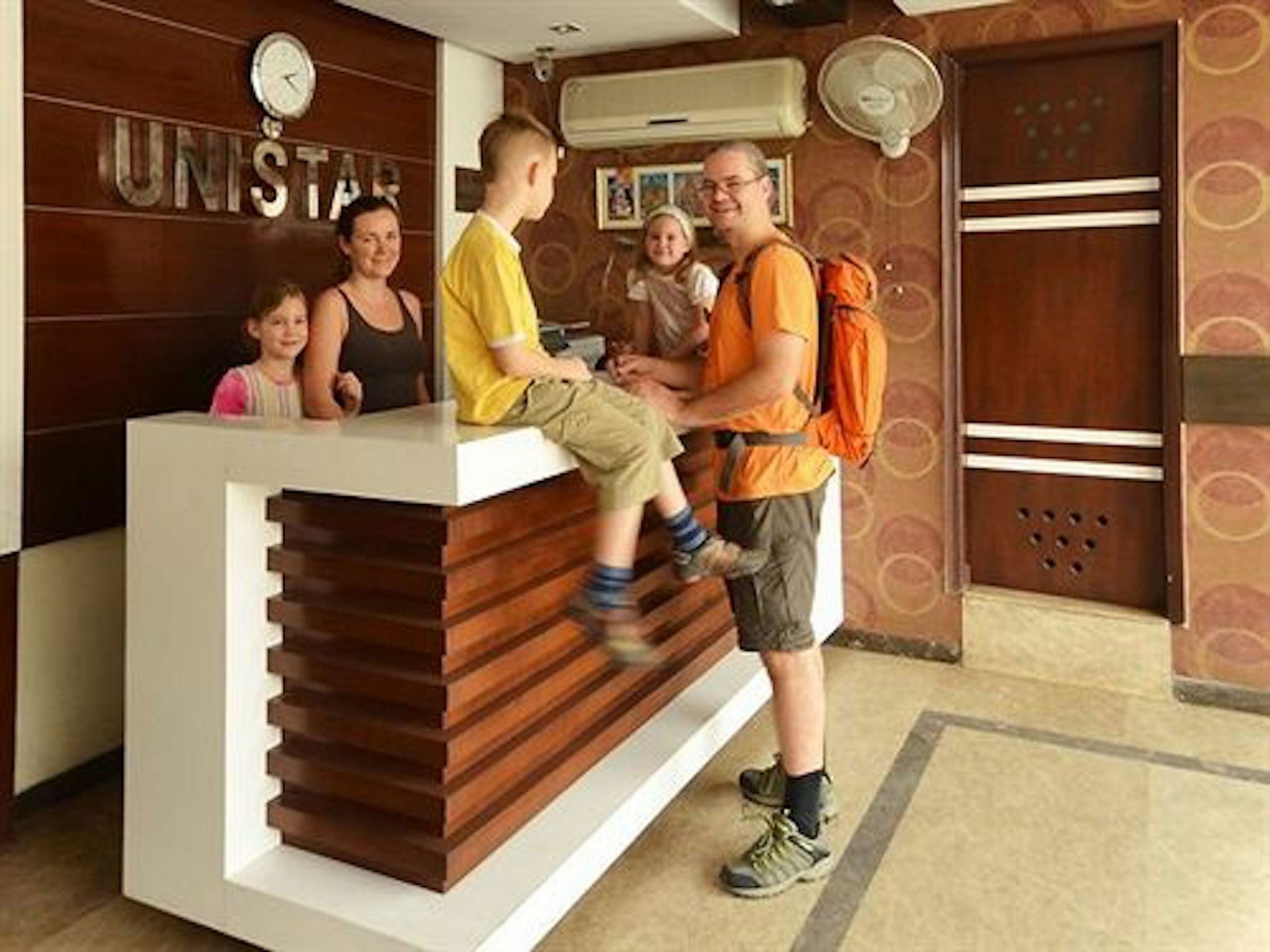 Hotel Unistar 3*