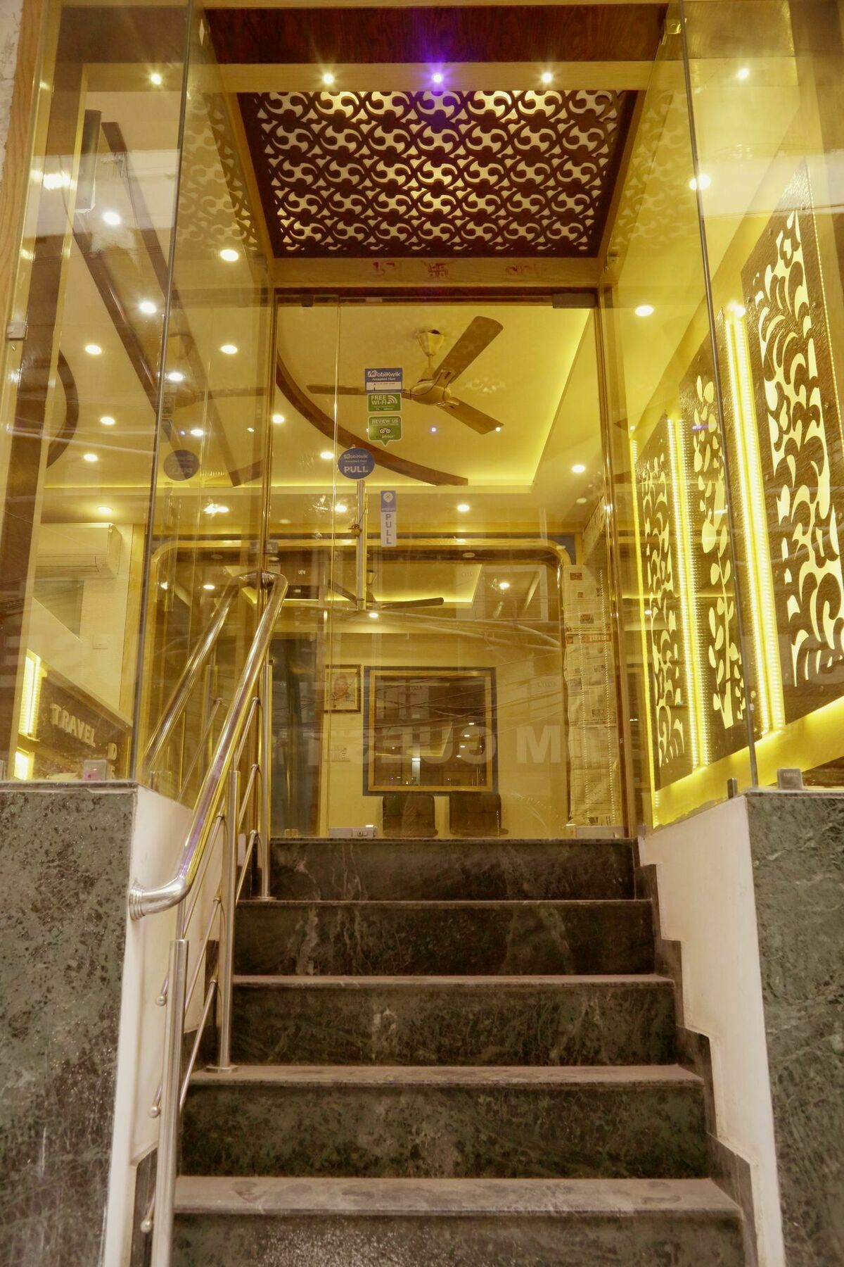 Hotel Comfort Railway Station New Delhi