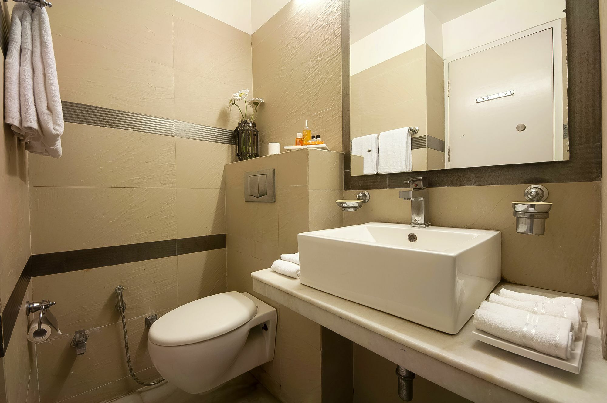 Hotel Sweet Near Railway Station 3*