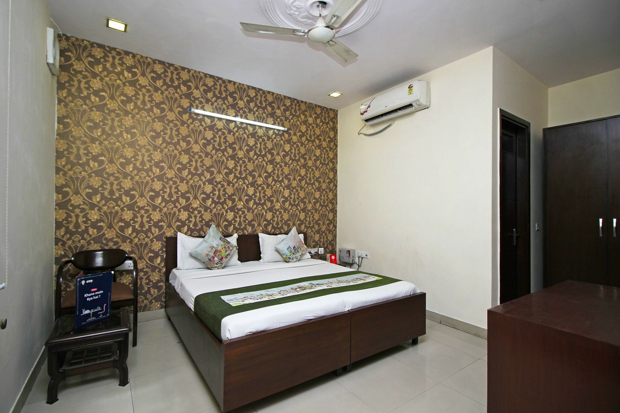 Fabhotel Under Bridge 3* New Delhi