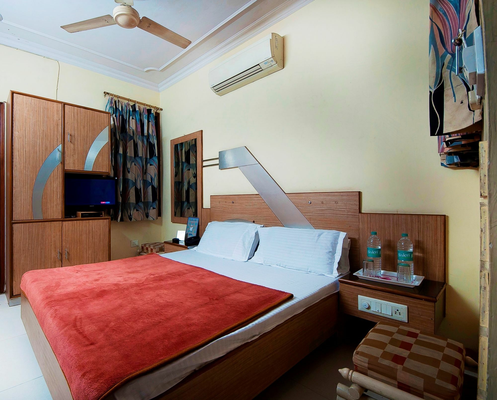 Tourist Bed & Breakfast 2*