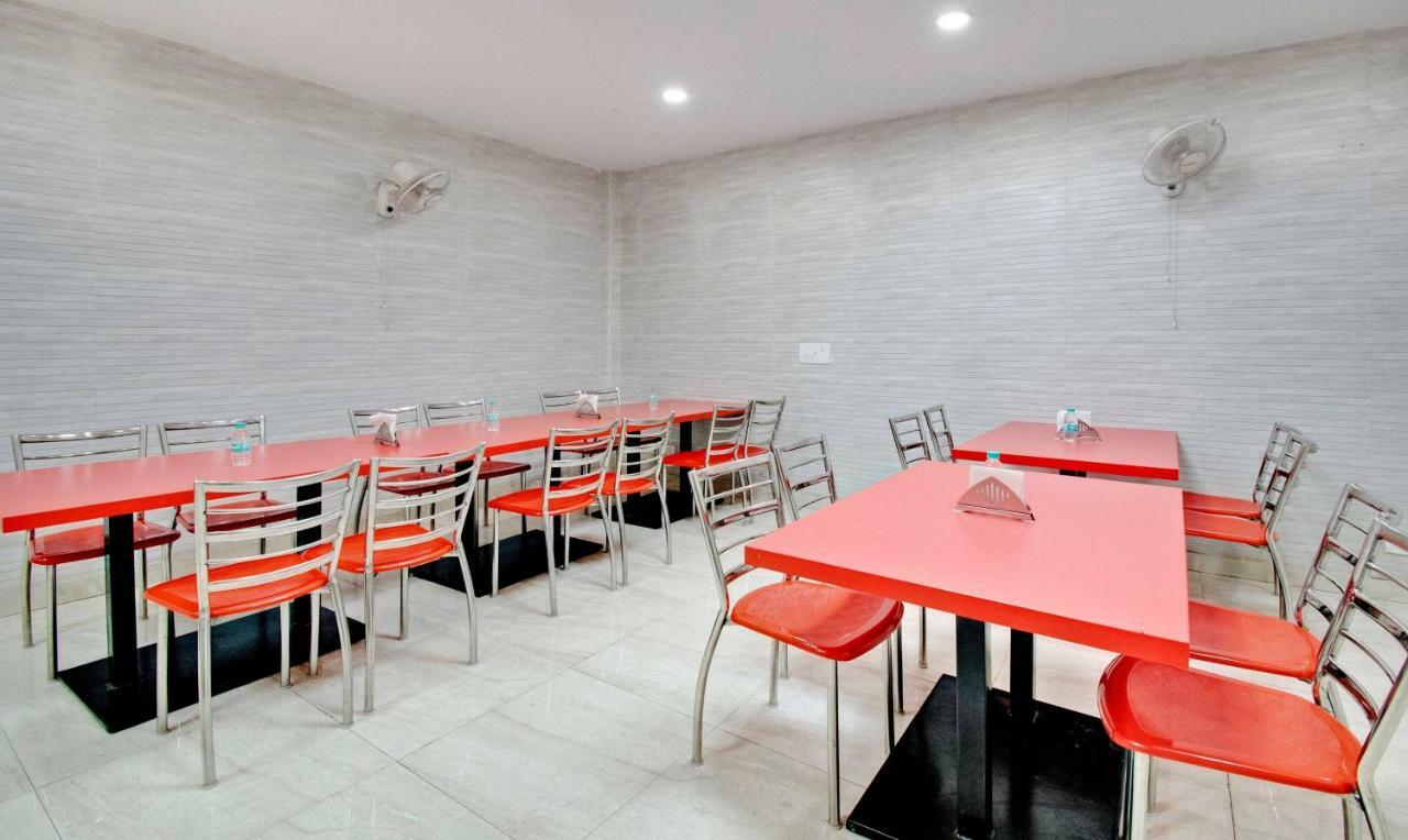 Hotel Kastor- Near Nehru Place- Gk 2- M Block Market-gk Metro Station-dr As Clinic 3*