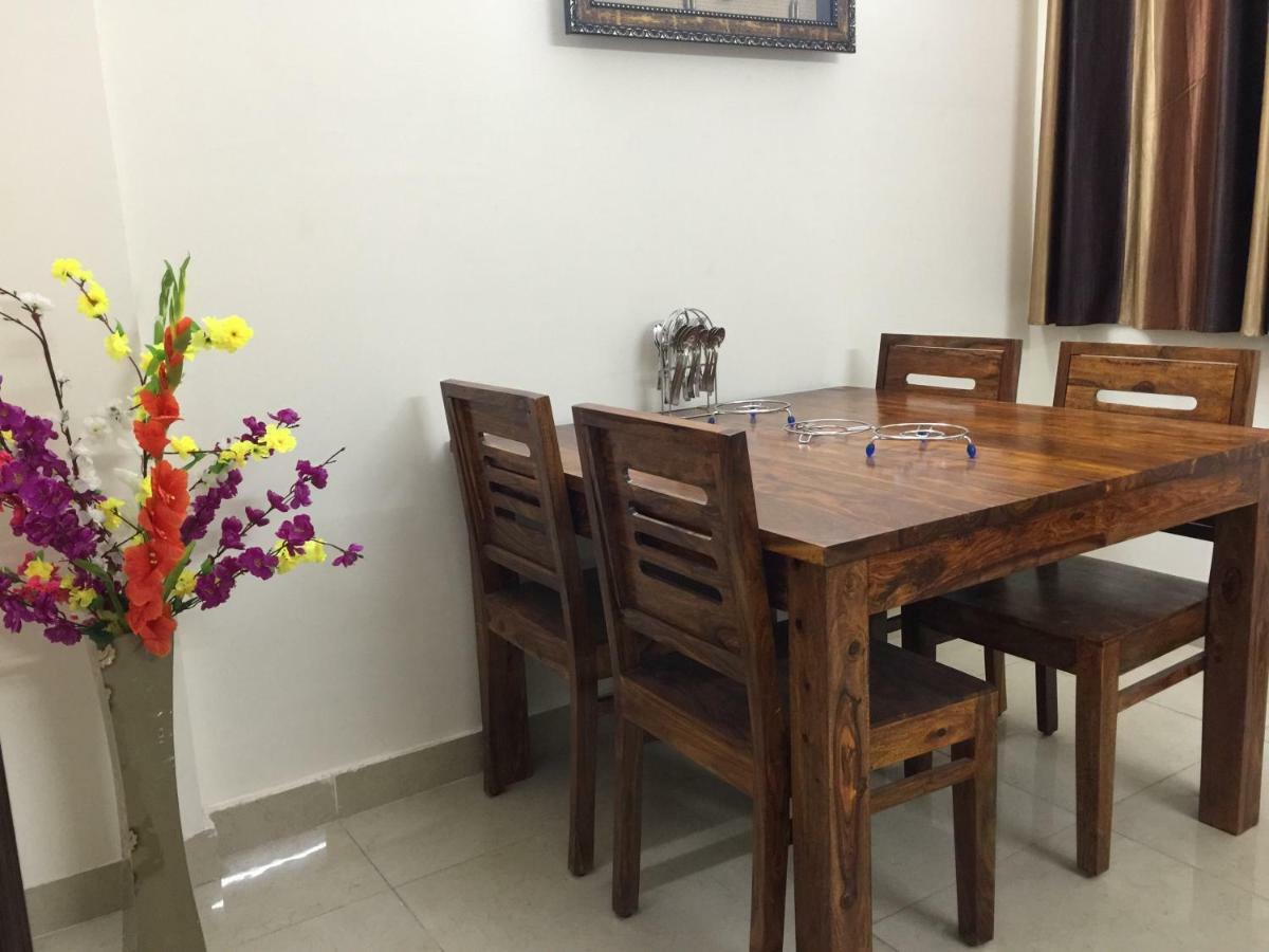 The Raveesh E24 - 2bhk Serviced *