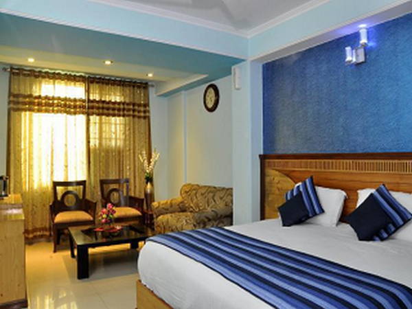 Guest house Aman Plaza 2*