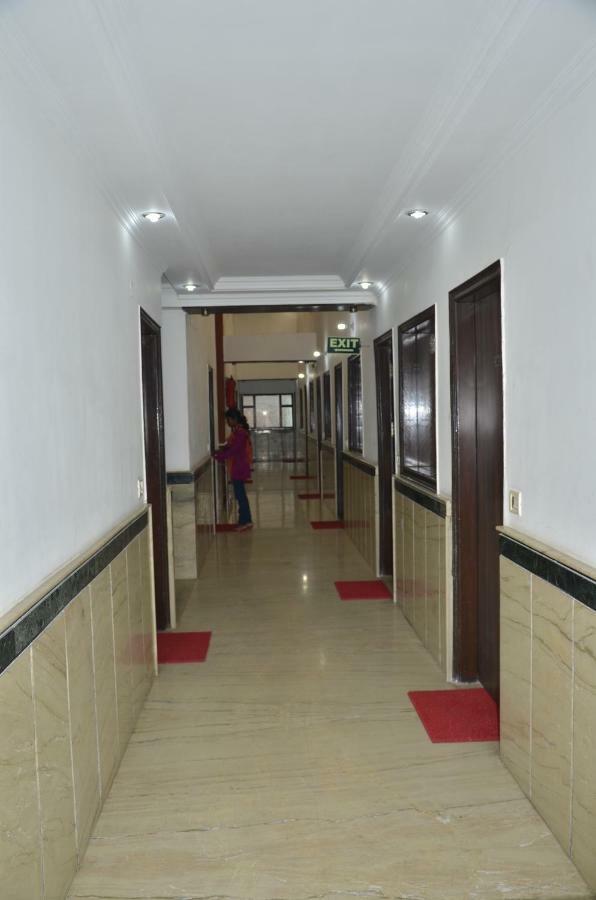 Durga Delux 3* New Delhi