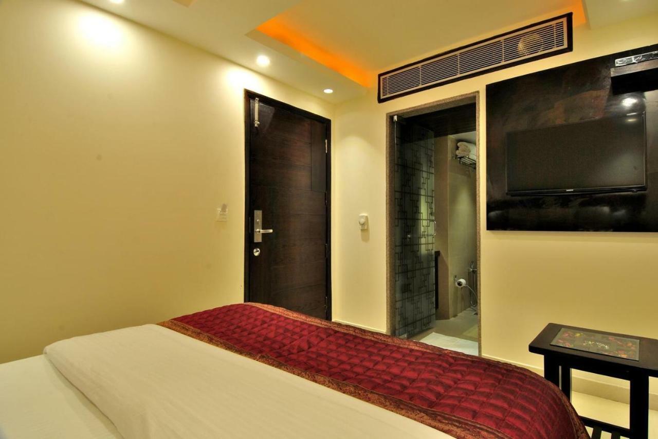 Hotel Sai Miracle - Luxury Living New Delhi